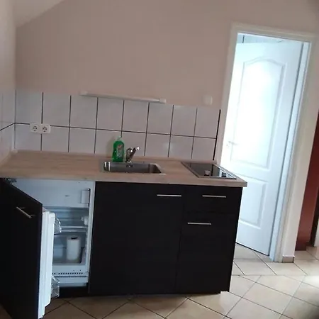 Castelinho Apartmanhaz * Gyenesdiás