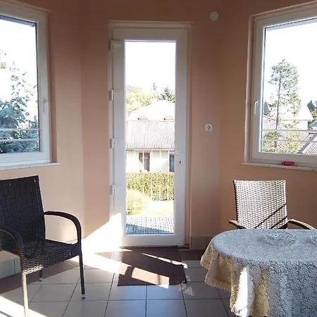 Castelinho Apartmanhaz Apartmán Gyenesdiás