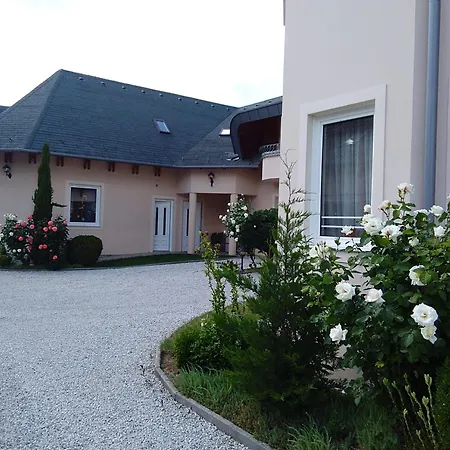 Castelinho Apartmanhaz شقة Gyenesdiás