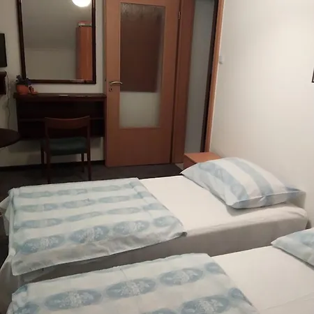 Castelinho Apartmanhaz * Gyenesdiás