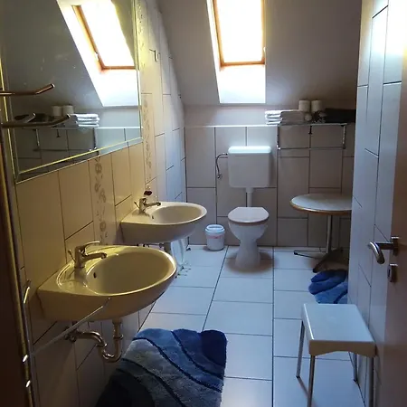Castelinho Apartmanhaz Gyenesdiás