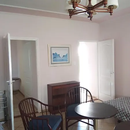 Castelinho Apartmanhaz * Gyenesdiás