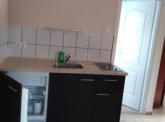 Castelinho Apartmanhaz * Gyenesdiás
